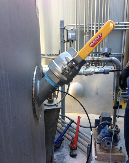 Tap Master, Inc. - 45 degree Hot Tap on 36' 316 S/S Tank